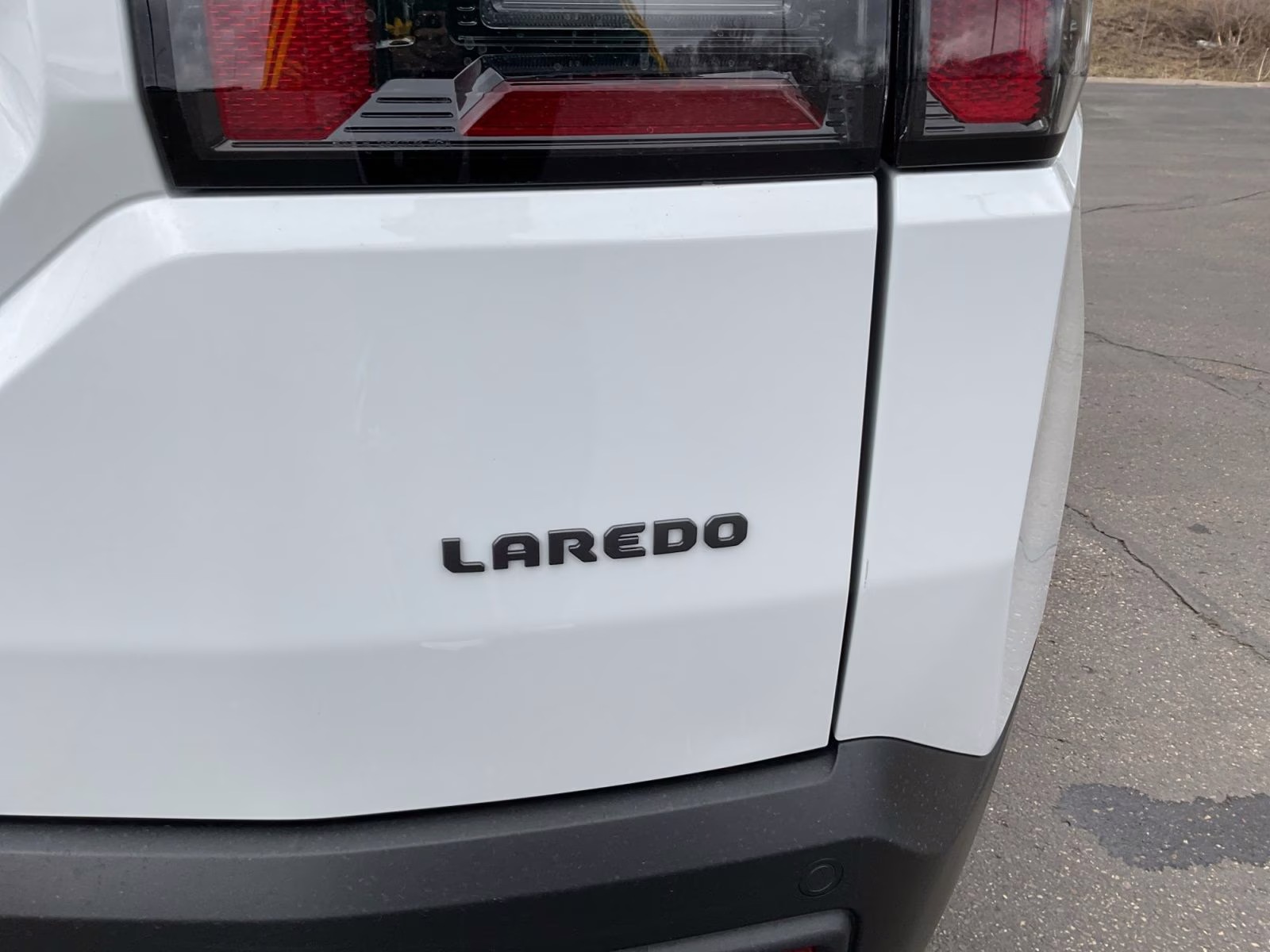 2026 Bright White Clearcoat Jeep Cherokee Laredo 4X4 SUV