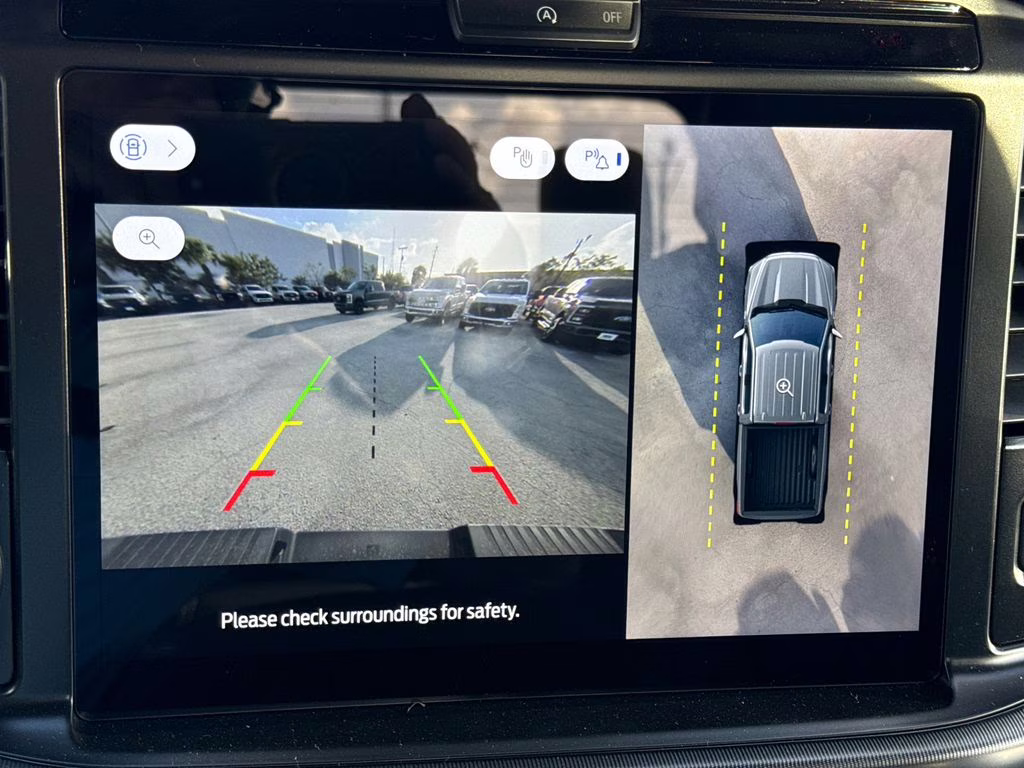 2026 Oxford White Ford F-150 Lariat RWD Truck