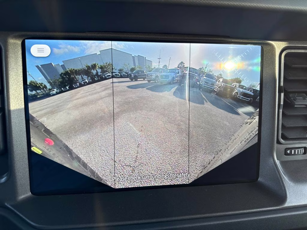 2026 Oxford White Ford Bronco Badlands 4X4 SUV