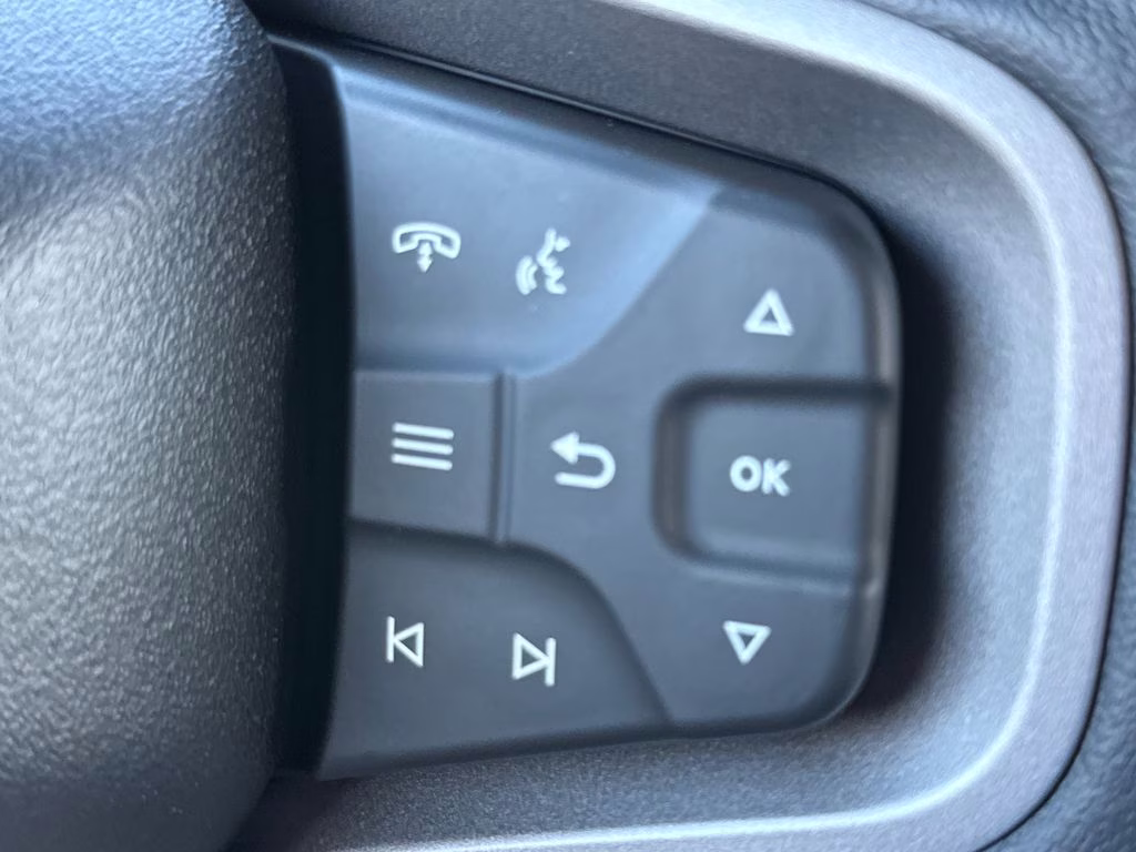 2026 Oxford White Ford Bronco Badlands 4X4 SUV