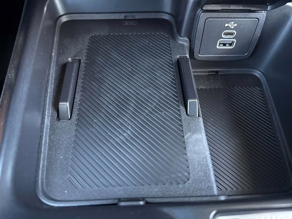 2026 Oxford White Ford Bronco Badlands 4X4 SUV