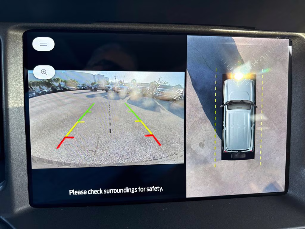 2026 Oxford White Ford Bronco Badlands 4X4 SUV