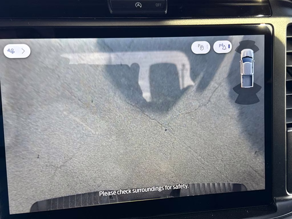 2026 Oxford White Ford F-150 Lariat RWD Truck