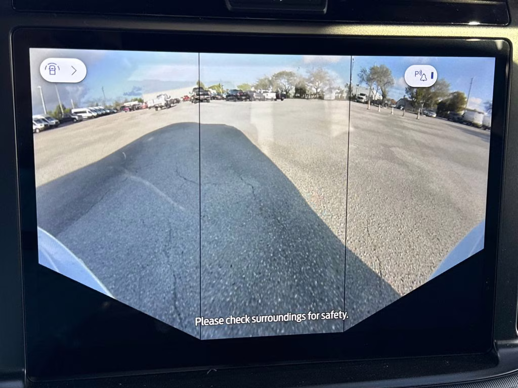 2026 Oxford White Ford F-150 Lariat RWD Truck