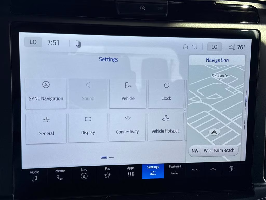 2026 Oxford White Ford F-150 Lariat RWD Truck