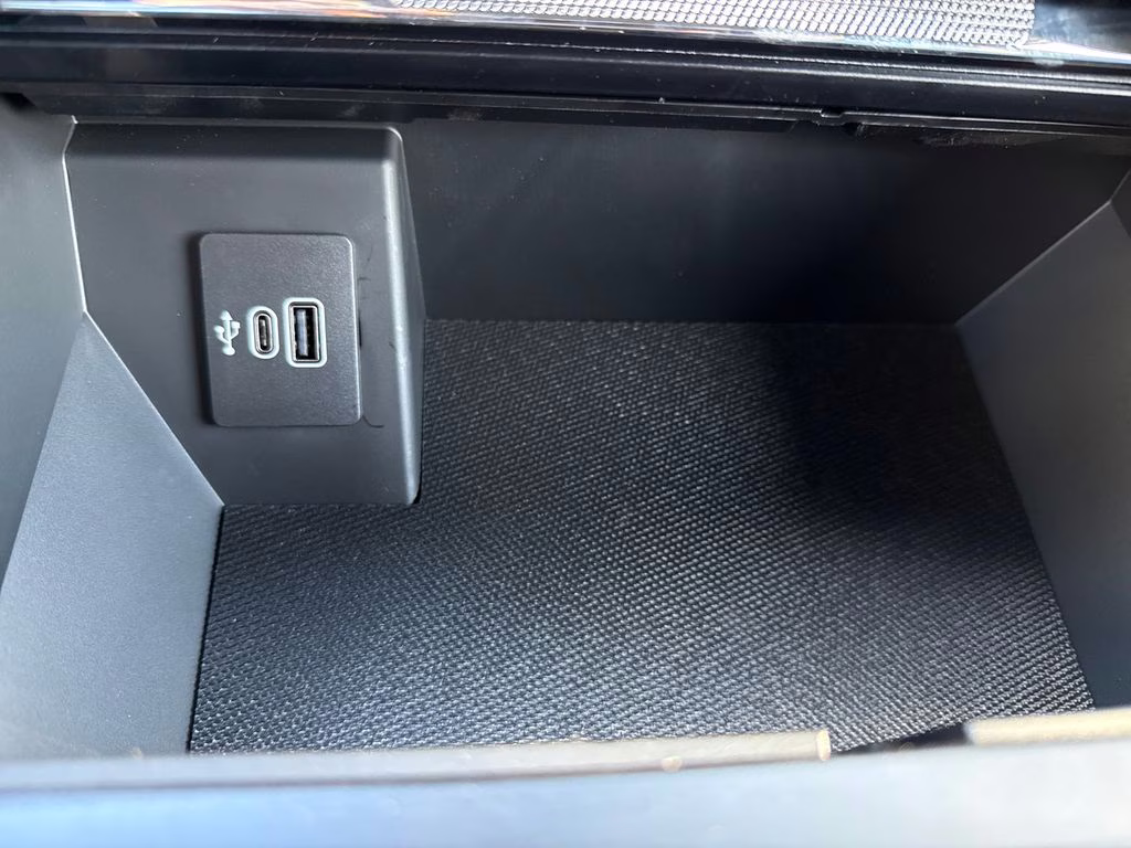 2026 Oxford White Ford F-150 Lariat RWD Truck