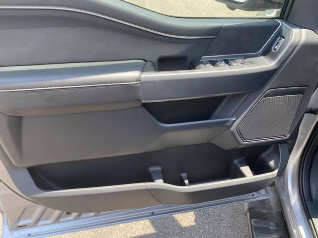 2025 Iconic Silver Metallic Ford F-150 XLT 4X4 Truck