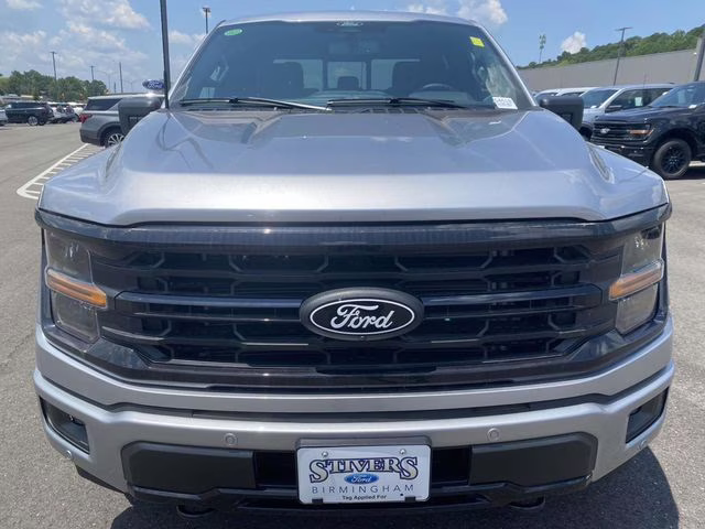 2025 Iconic Silver Metallic Ford F-150 XLT 4X4 Truck