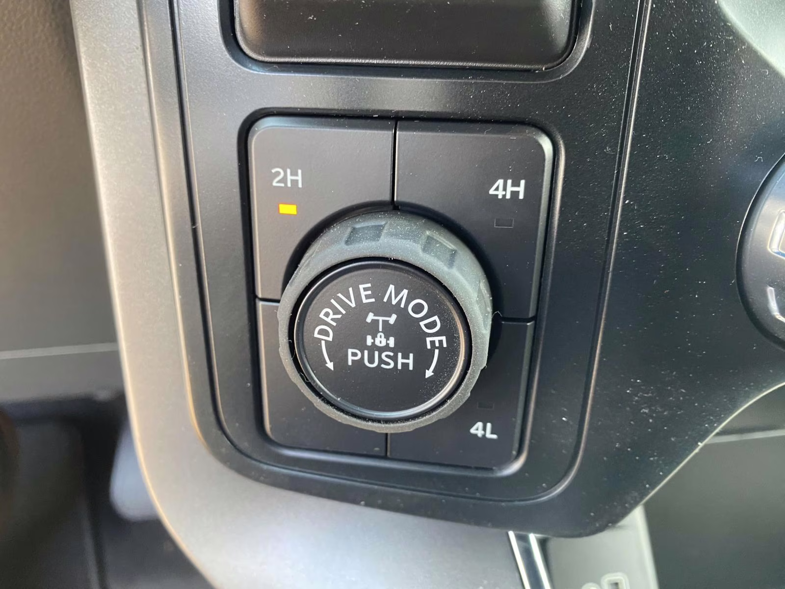 2025 Iconic Silver Metallic Ford F-150 XLT 4X4 Truck