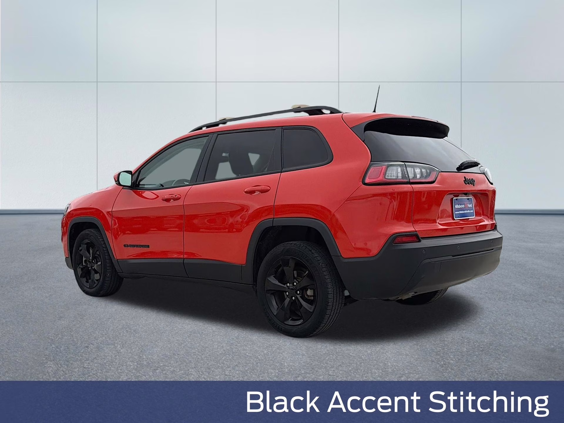 2021 Spitfire Orange Clearcoat Jeep Cherokee Altitude FWD SUV