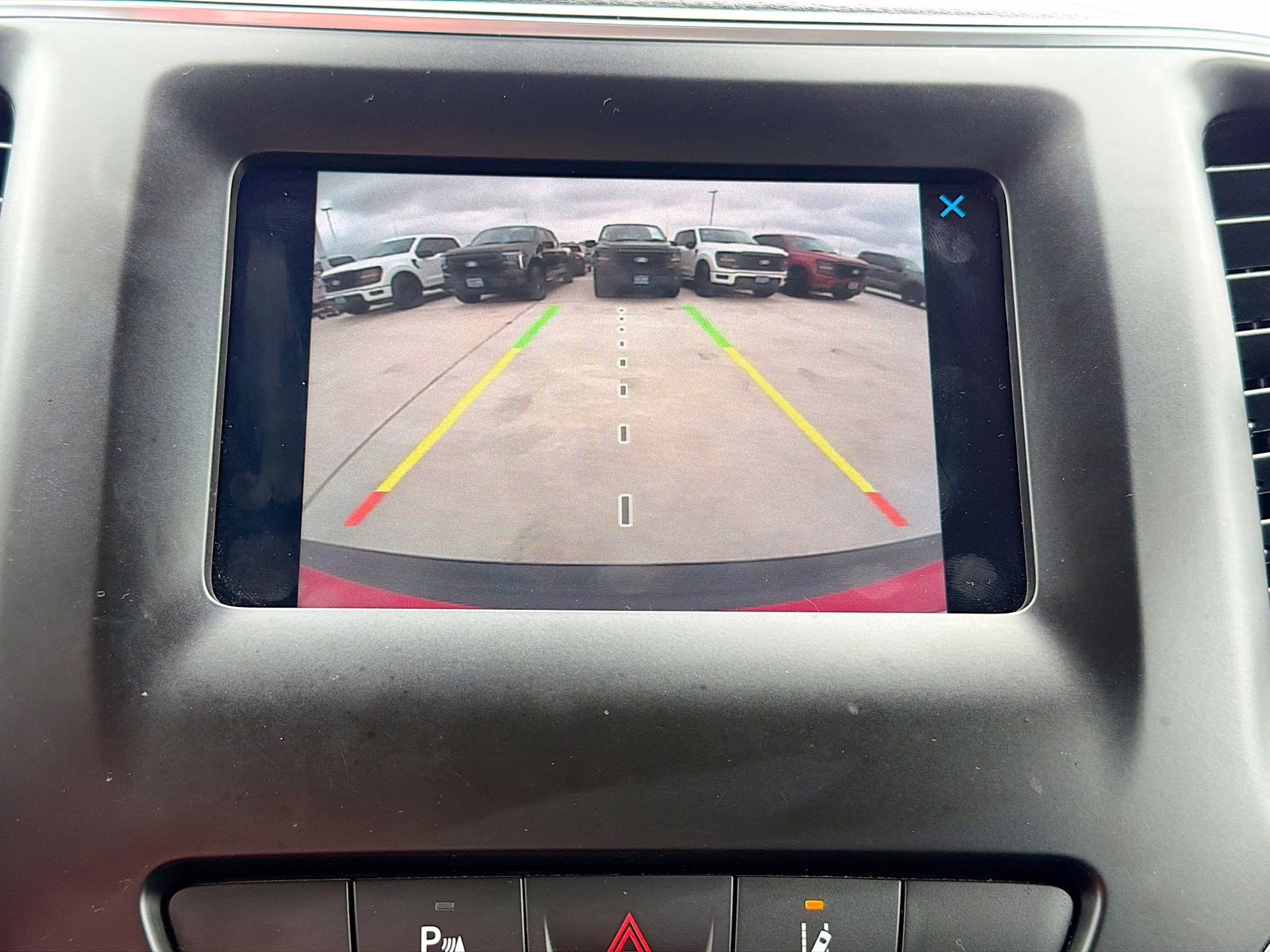 2021 Spitfire Orange Clearcoat Jeep Cherokee Altitude FWD SUV