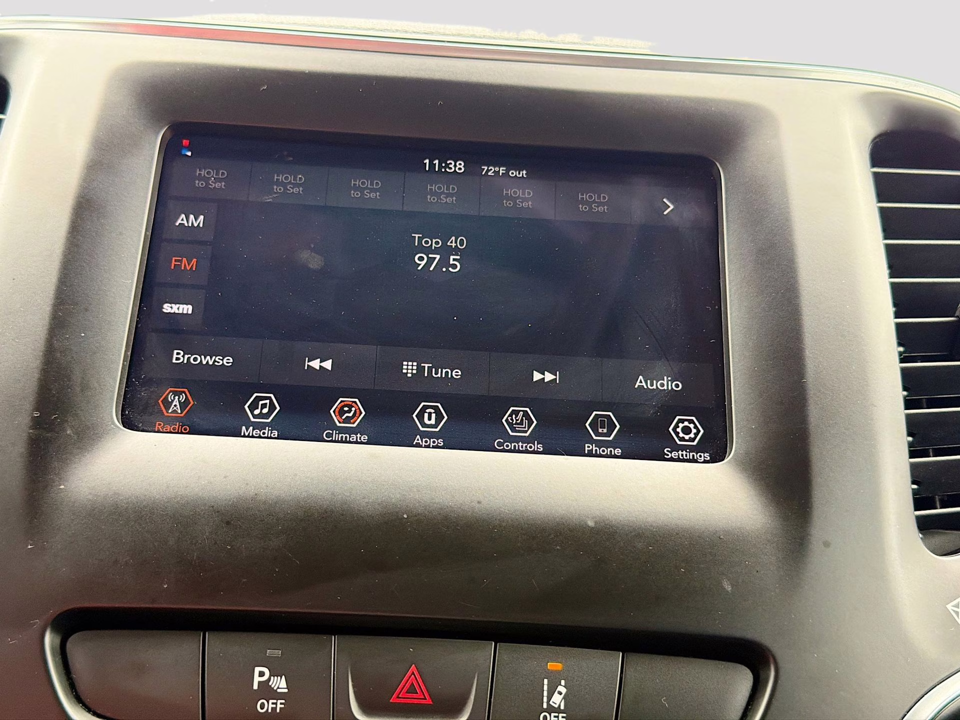 2021 Spitfire Orange Clearcoat Jeep Cherokee Altitude FWD SUV