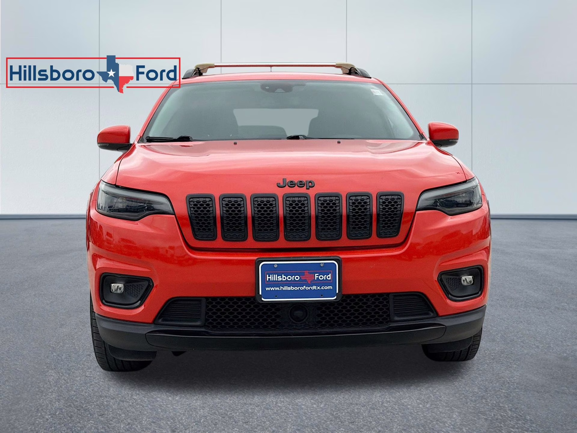 2021 Spitfire Orange Clearcoat Jeep Cherokee Altitude FWD SUV