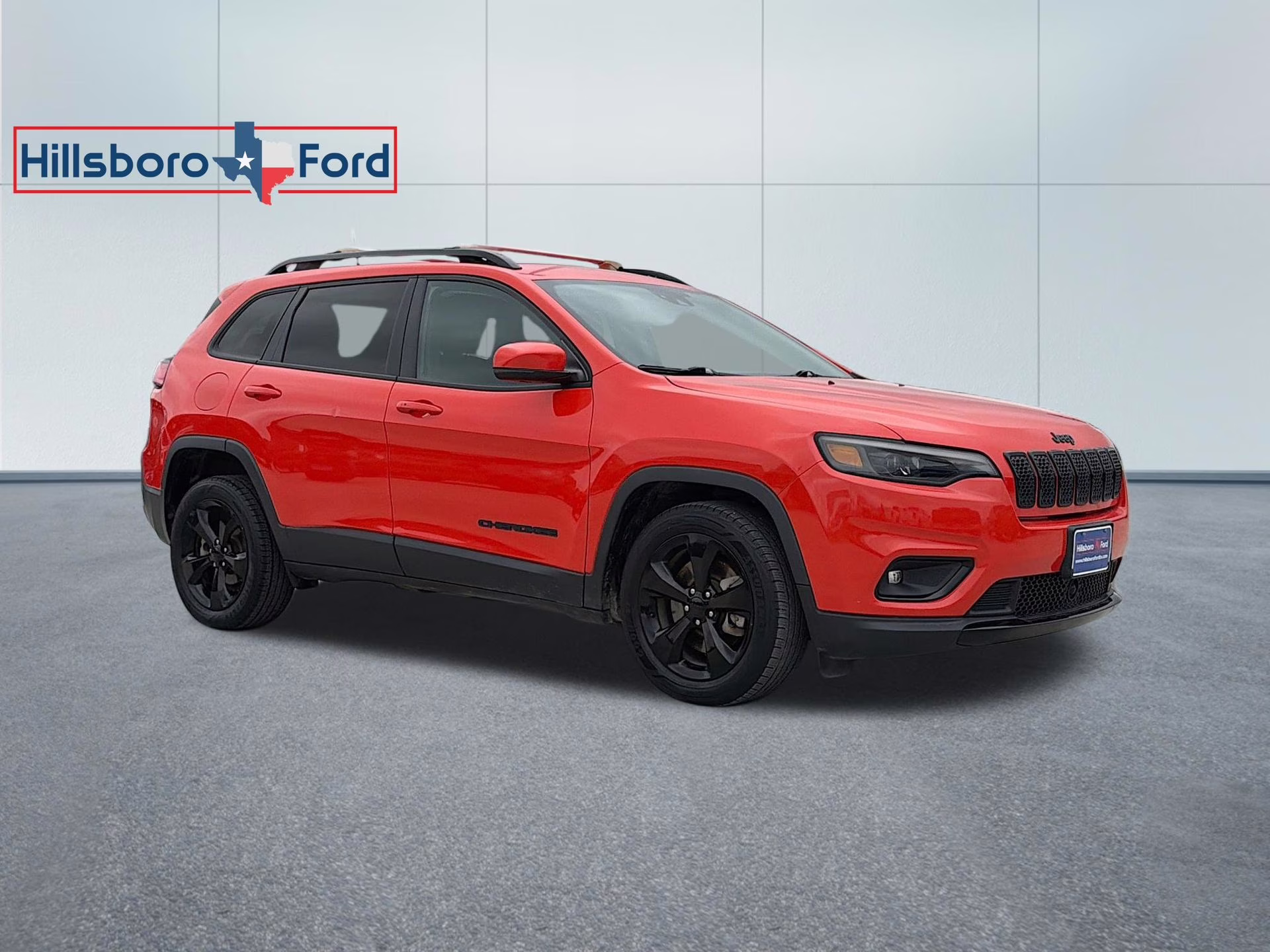 2021 Spitfire Orange Clearcoat Jeep Cherokee Altitude FWD SUV