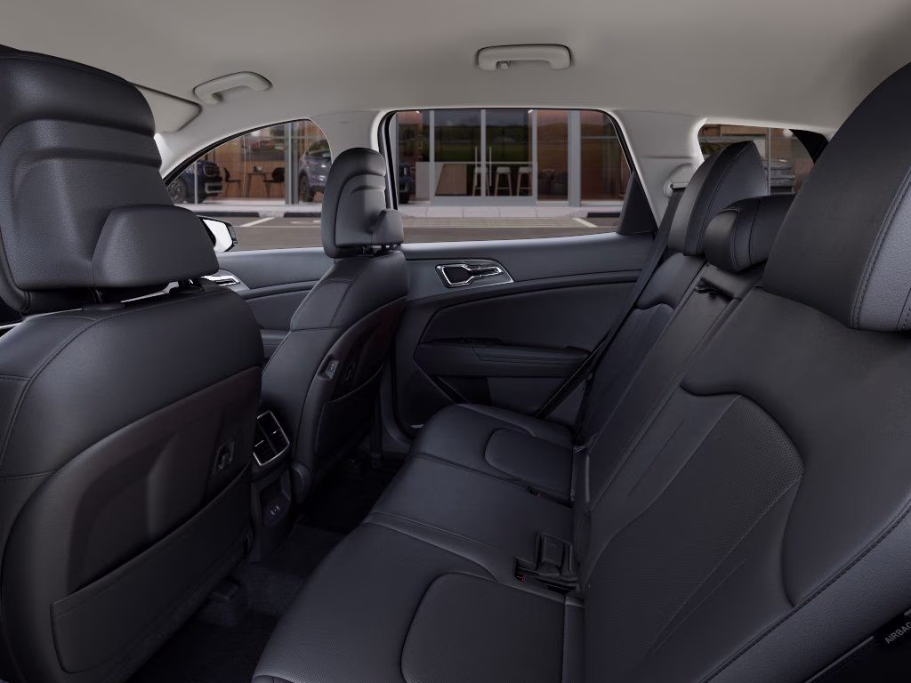 2026 Glacial White Pearl Kia Sportage EX FWD SUV