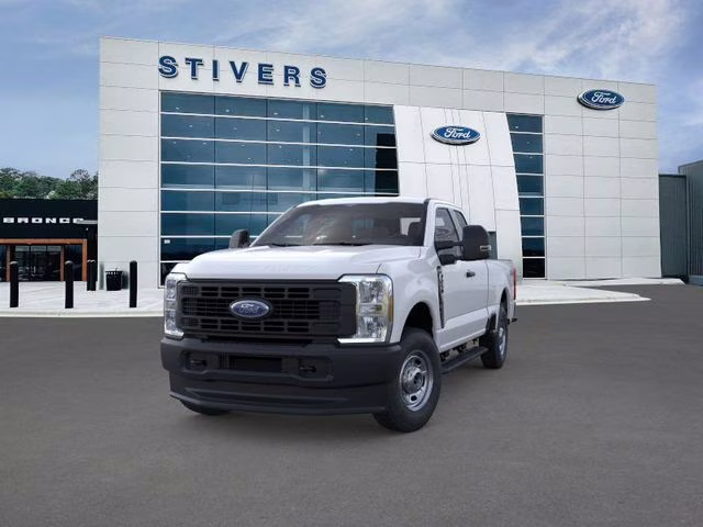 2026 Oxford White Ford Super Duty F-250 SRW XL 4X4 Truck