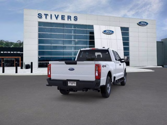 2026 Oxford White Ford Super Duty F-250 SRW XL 4X4 Truck