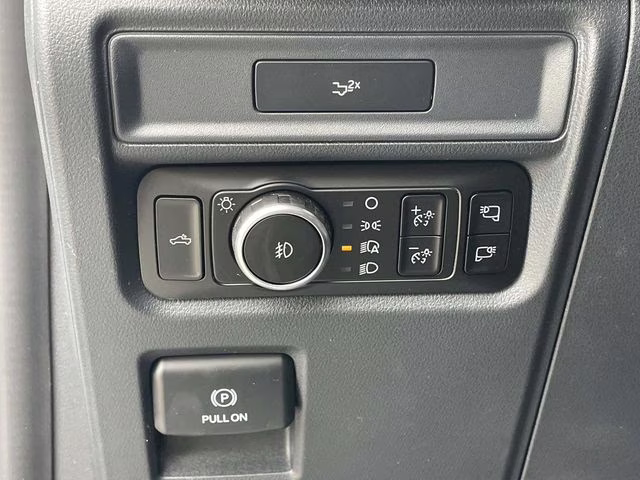 2026 Oxford White Ford F-150 XLT 4X4 Truck