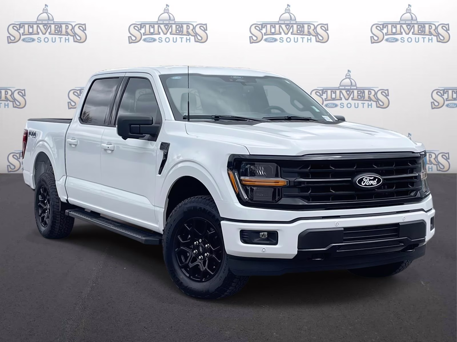 2026 Oxford White Ford F-150 XLT 4X4 Truck