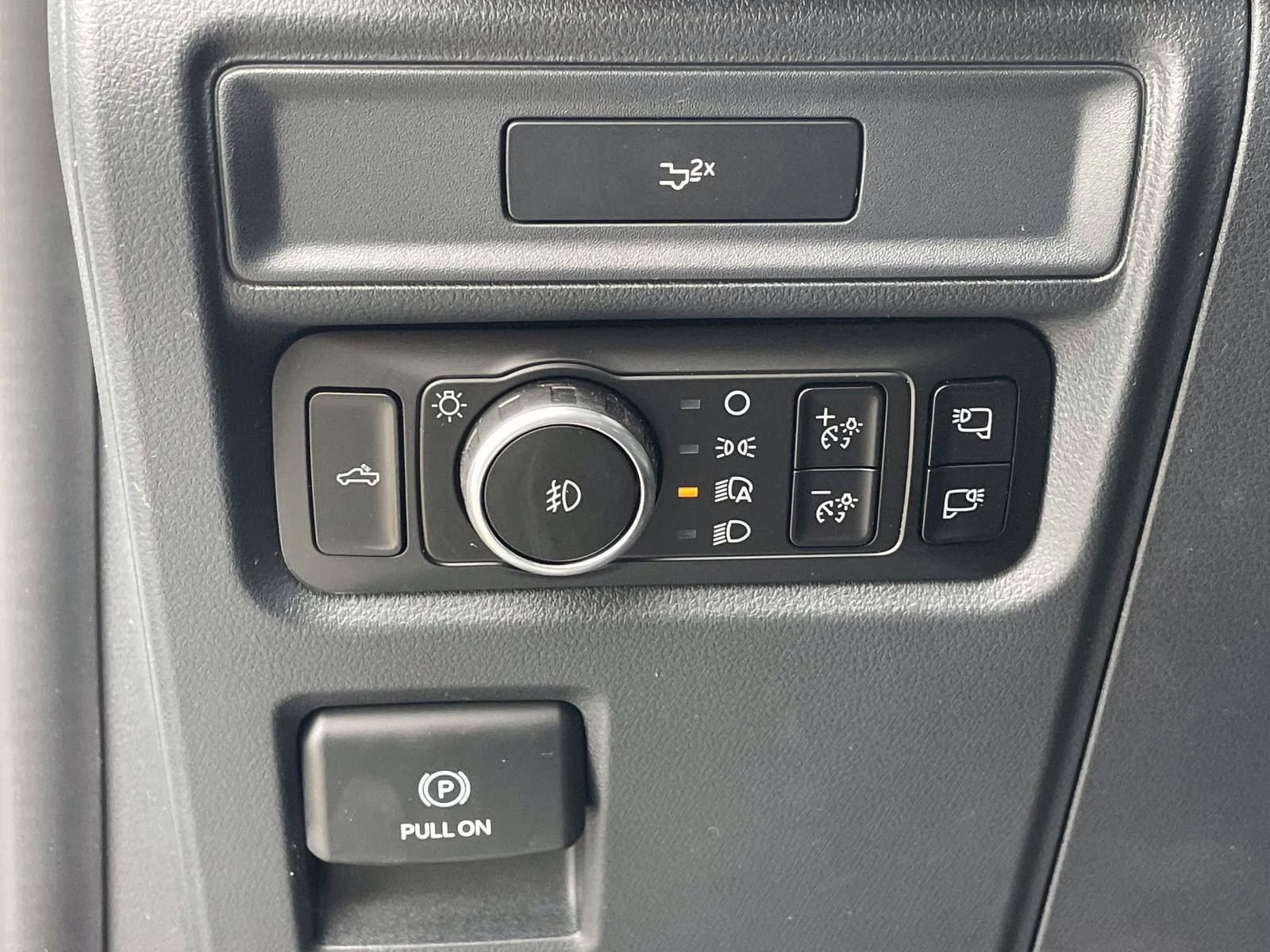 2026 Oxford White Ford F-150 XLT 4X4 Truck