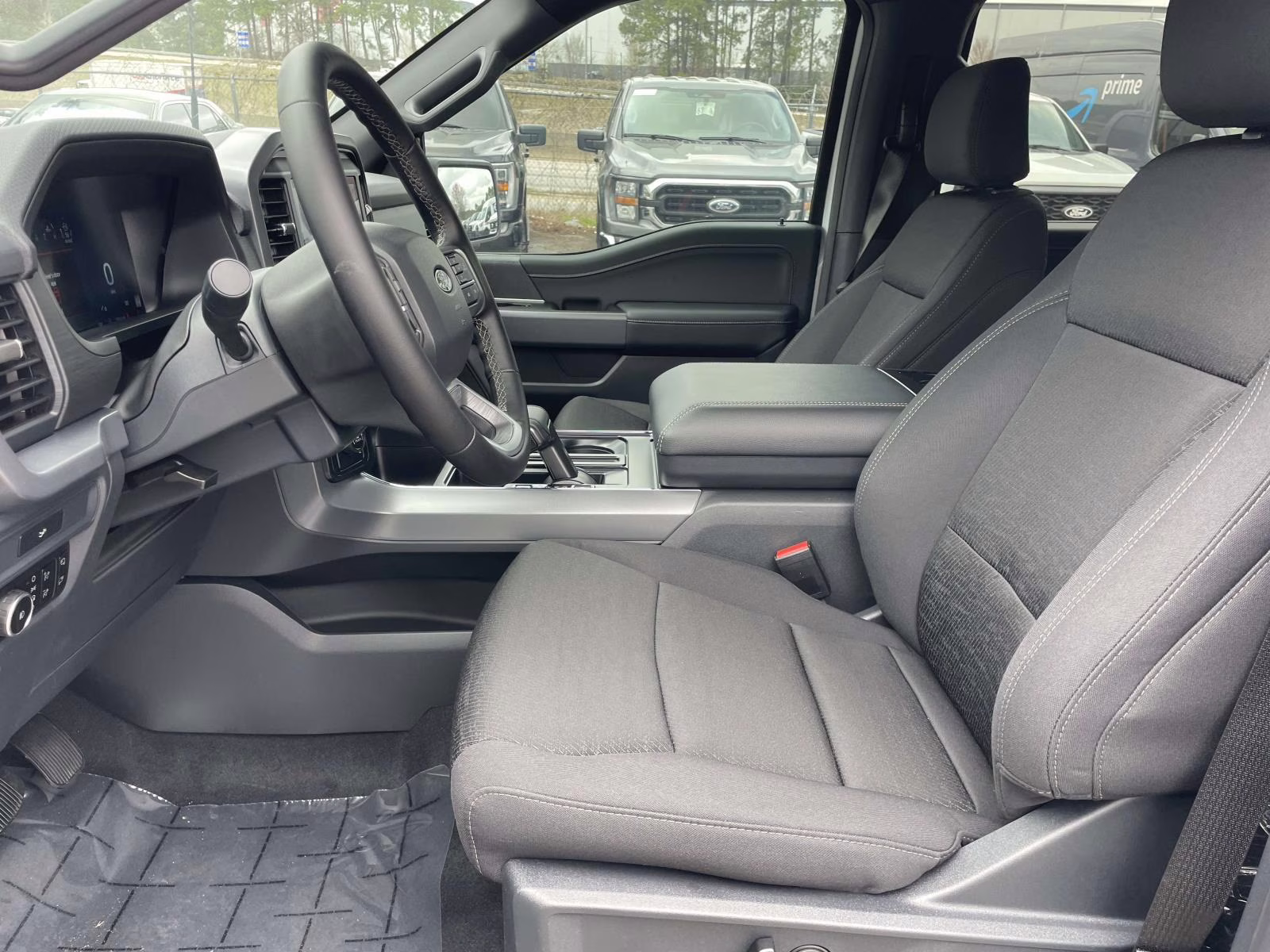 2026 Oxford White Ford F-150 XLT 4X4 Truck