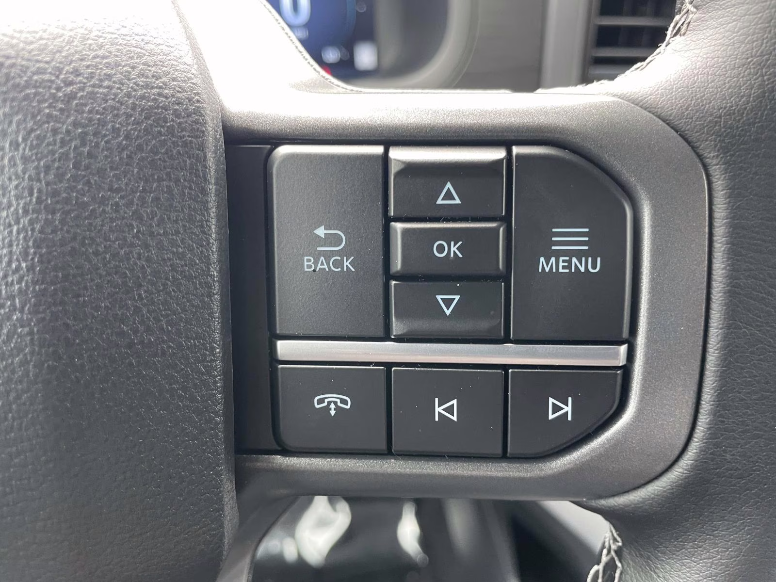 2026 Oxford White Ford F-150 XLT 4X4 Truck