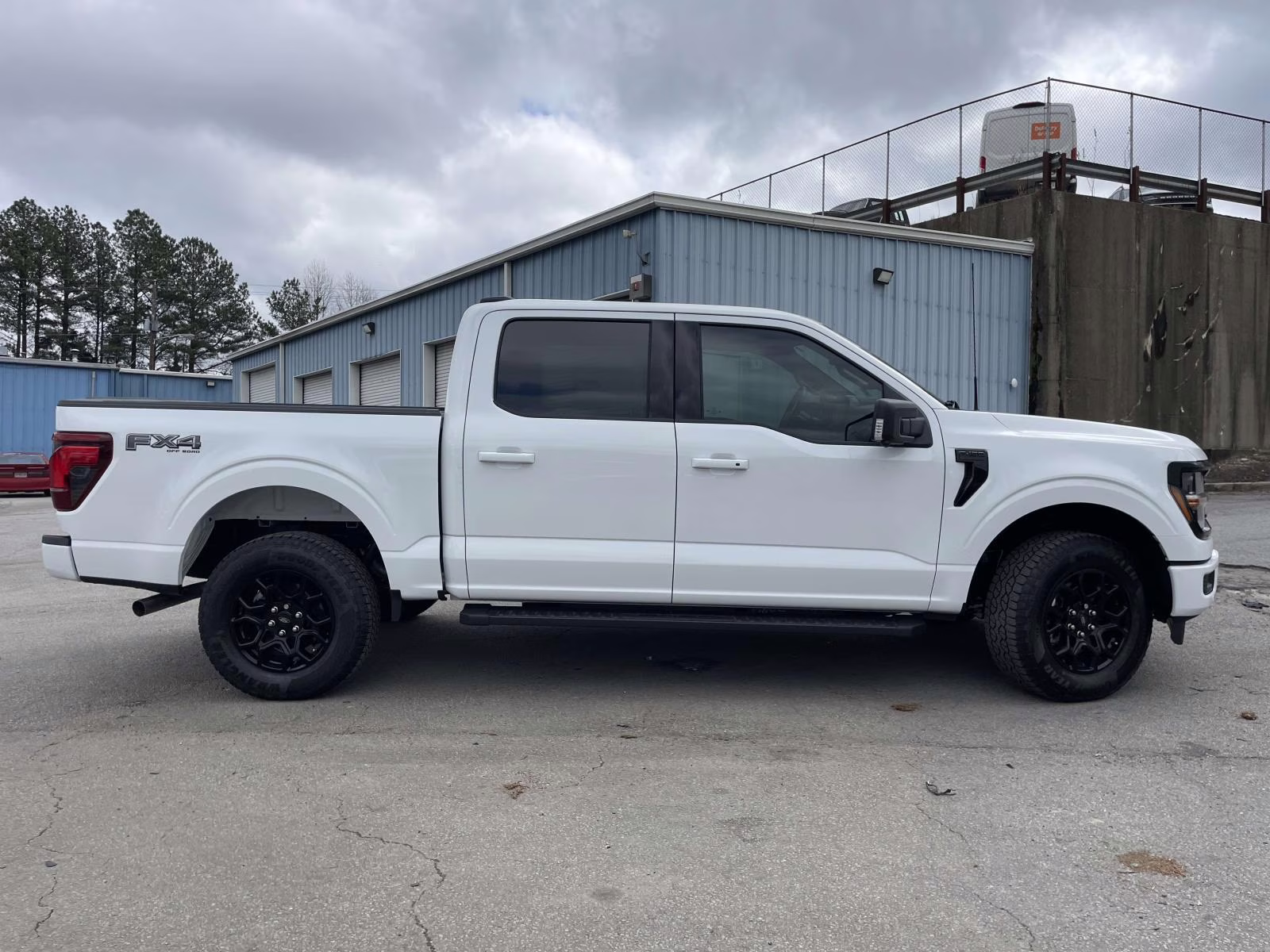 2026 Oxford White Ford F-150 XLT 4X4 Truck