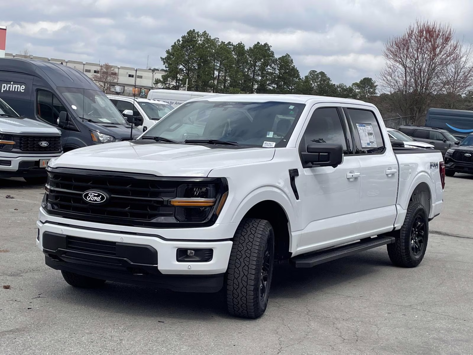 2026 Oxford White Ford F-150 XLT 4X4 Truck