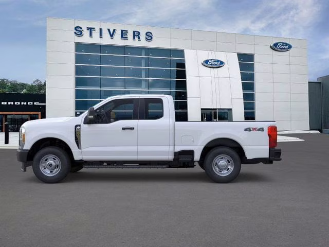 2026 Oxford White Ford Super Duty F-250 SRW XL 4X4 Truck
