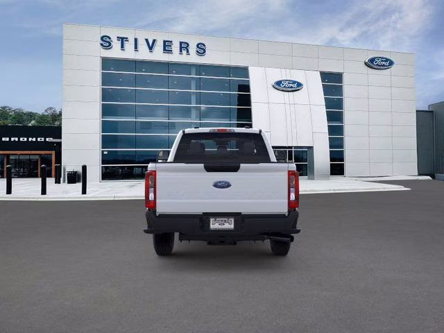 2026 Oxford White Ford Super Duty F-250 SRW XL 4X4 Truck