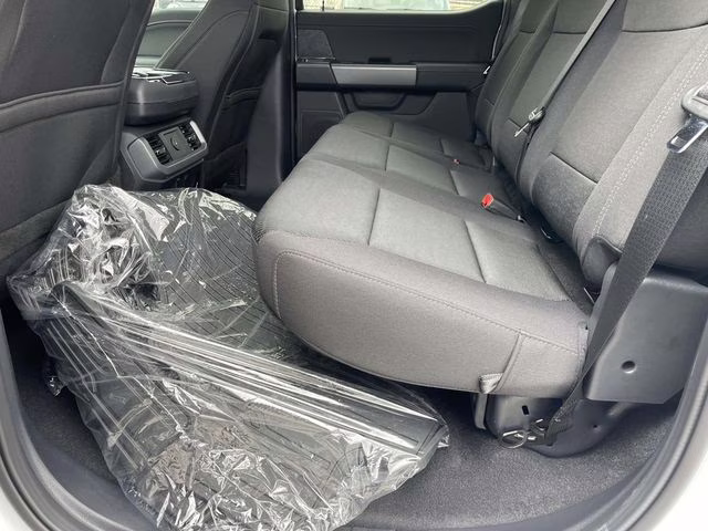 2026 Oxford White Ford F-150 XLT 4X4 Truck