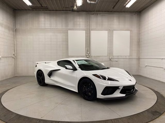 2026 Arctic White Chevrolet Corvette Stingray RWD Coupe