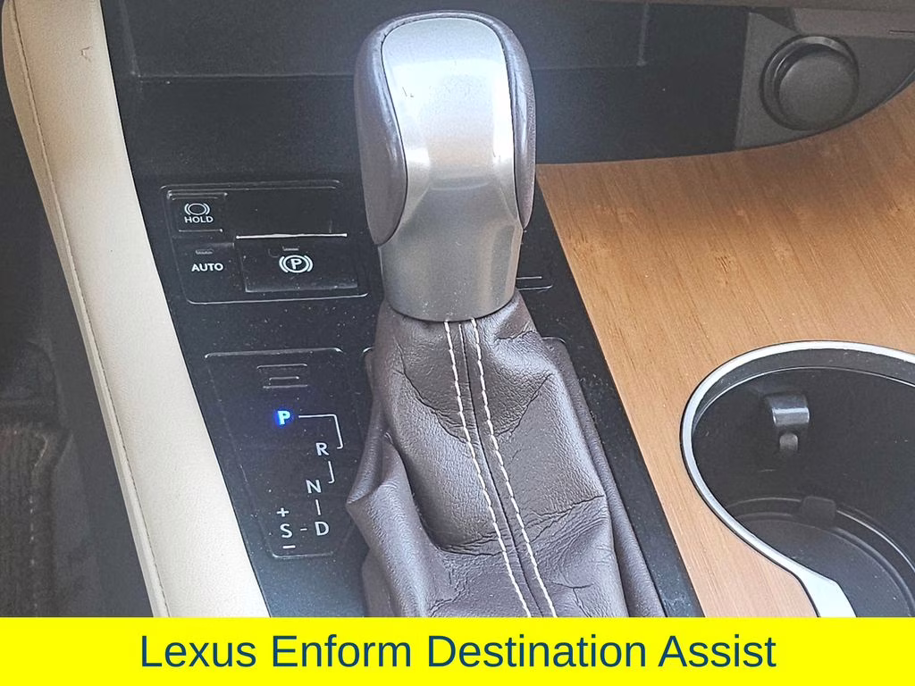 2019 Eminent White Pearl Lexus RX 350 FWD SUV