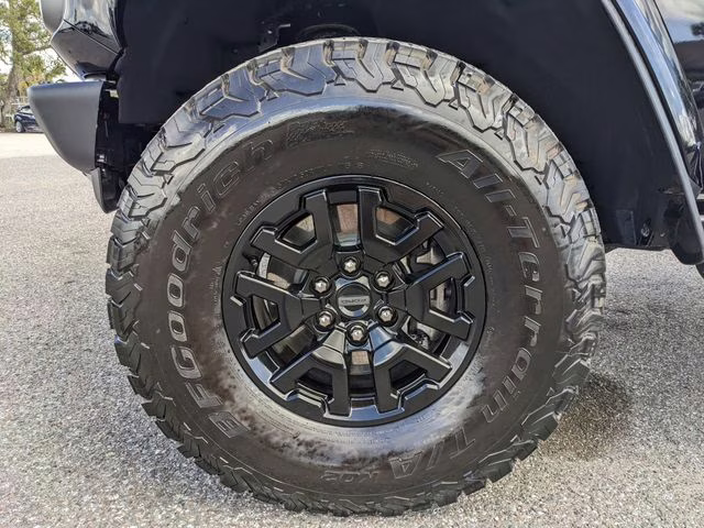 2025 Shadow Black Ford Bronco Raptor 4X4 SUV