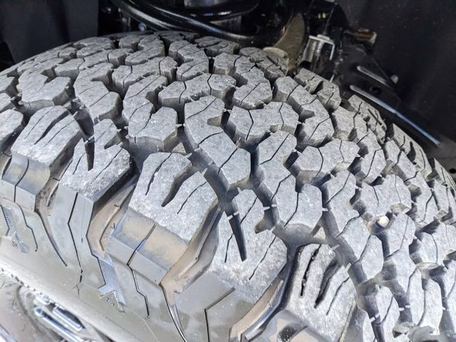 2025 Shadow Black Ford Bronco Raptor 4X4 SUV