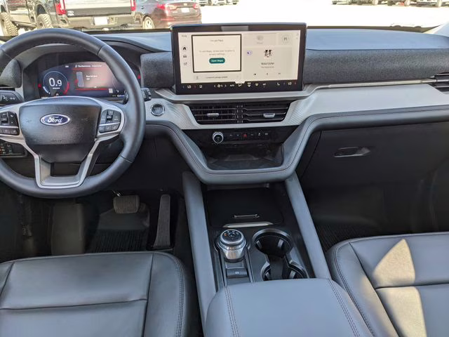 2025 Black Metallic Ford Explorer Active 4X4 SUV