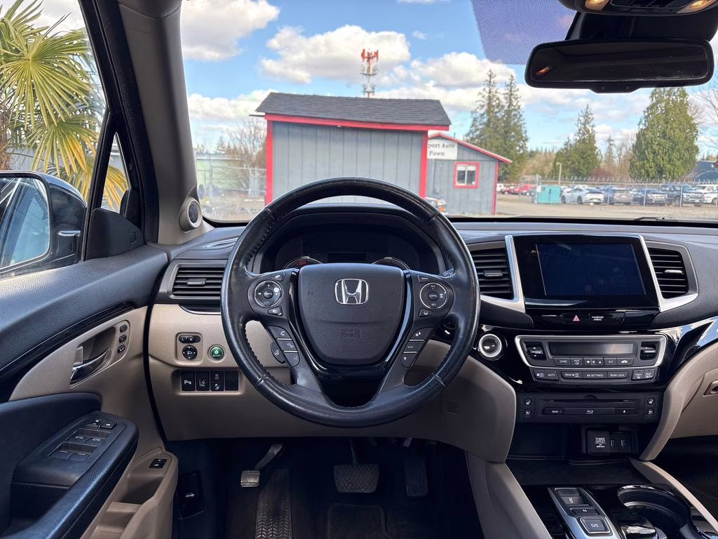 2016 Black Forest Pearl Honda Pilot Elite AWD SUV