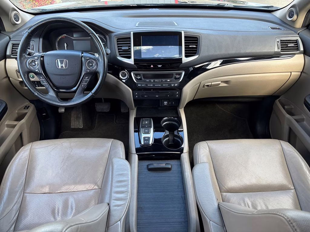 2016 Black Forest Pearl Honda Pilot Elite AWD SUV