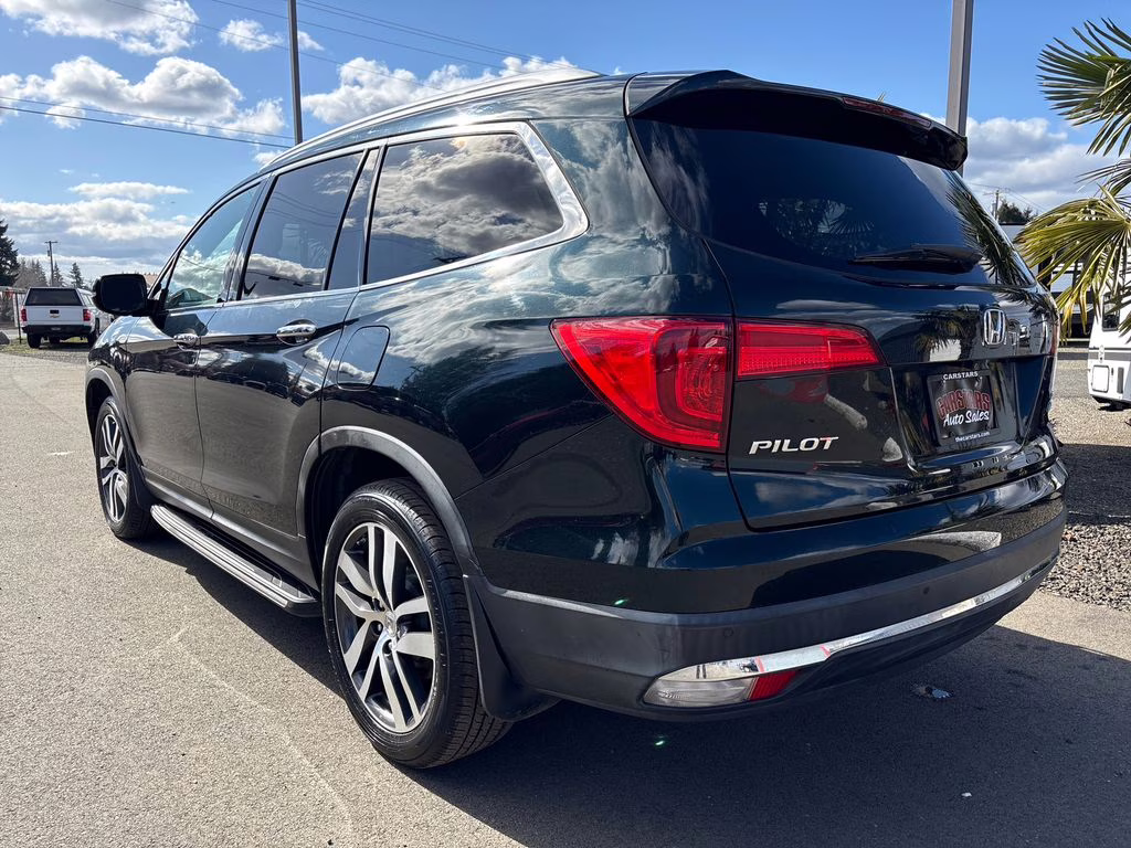 2016 Black Forest Pearl Honda Pilot Elite AWD SUV