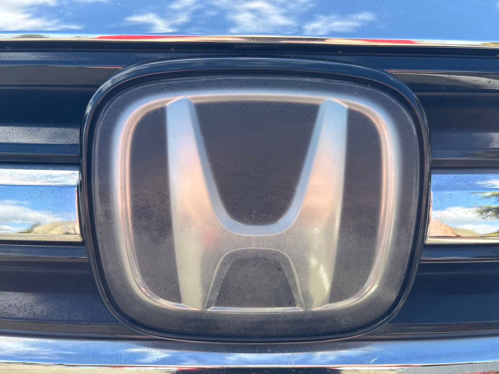 2016 Black Forest Pearl Honda Pilot Elite AWD SUV