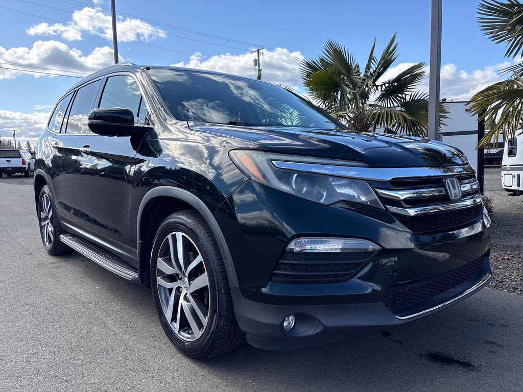 2016 Black Forest Pearl Honda Pilot Elite AWD SUV