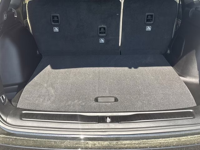 2026 Diamond Black Crystal Pearlcoat Jeep Grand Cherokee Limited RWD SUV