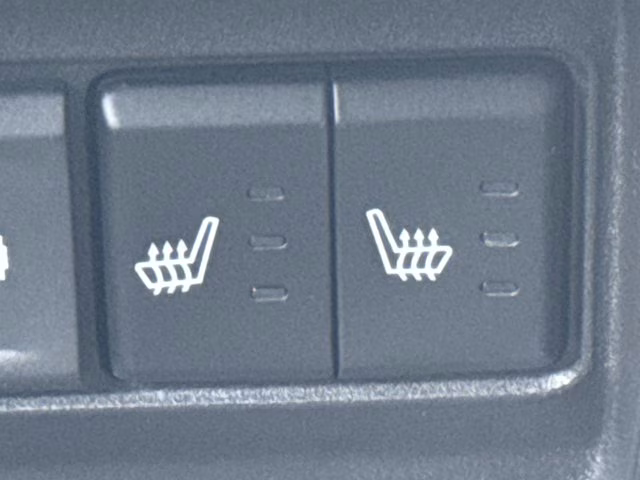 2026 Diamond Black Crystal Pearlcoat Jeep Grand Cherokee Limited RWD SUV