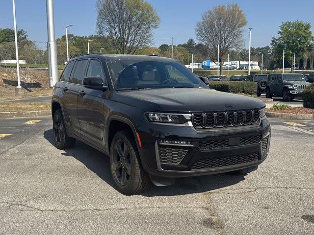 2026 Diamond Black Crystal Pearlcoat Jeep Grand Cherokee Limited RWD SUV