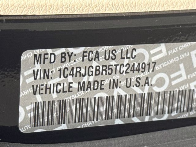 2026 Diamond Black Crystal Pearlcoat Jeep Grand Cherokee Limited RWD SUV