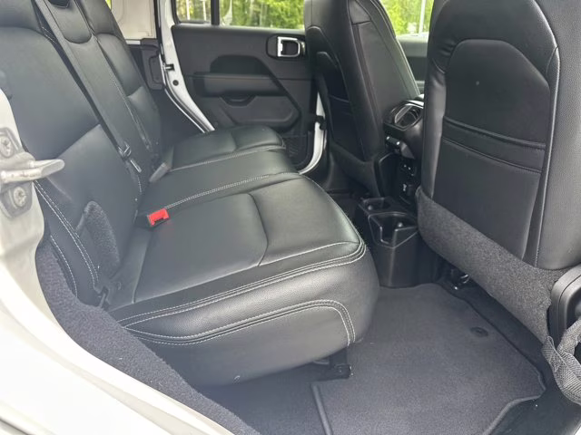 2021 Bright White Clearcoat Jeep Wrangler Unlimited Sahara 4X4 Convertible