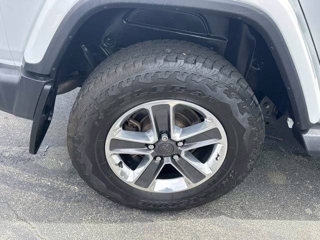 2021 Bright White Clearcoat Jeep Wrangler Unlimited Sahara 4X4 Convertible