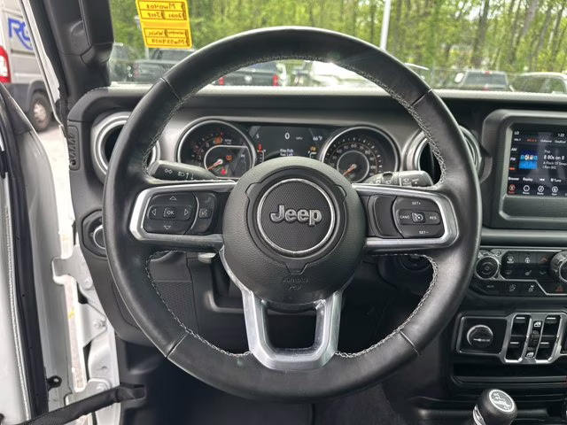 2021 Bright White Clearcoat Jeep Wrangler Unlimited Sahara 4X4 Convertible