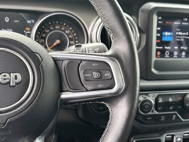 2021 Bright White Clearcoat Jeep Wrangler Unlimited Sahara 4X4 Convertible