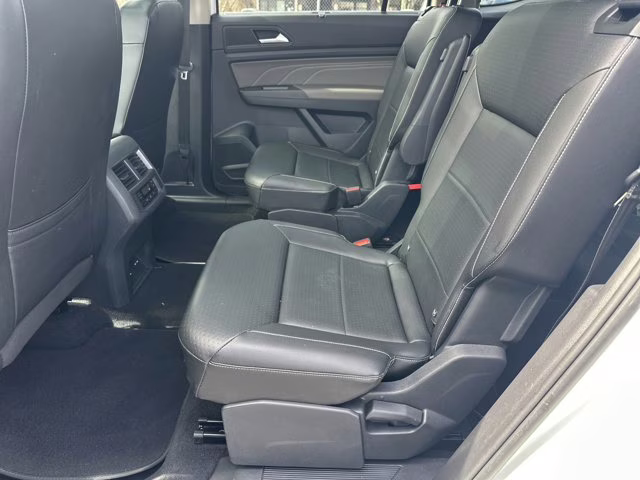 2023 White Volkswagen Atlas 2.0T SE w/Technology FWD SUV